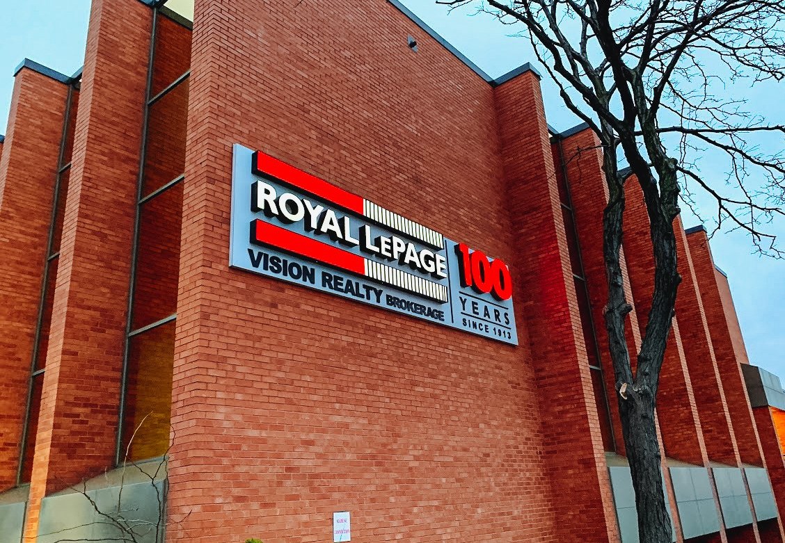 Royal LePage exterior dimensional sign
